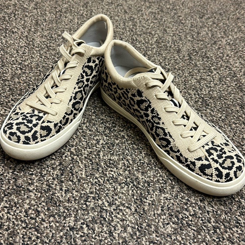 Rothy’s Leopard The Lace Up Sneaker